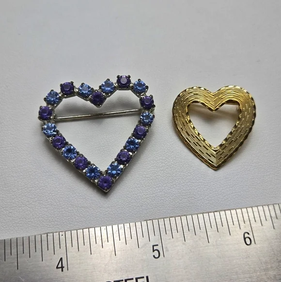 Heart Shaped Brooch Set Of 2 with Purple Rehinestone and Gold Tone - Picture 2 of 12